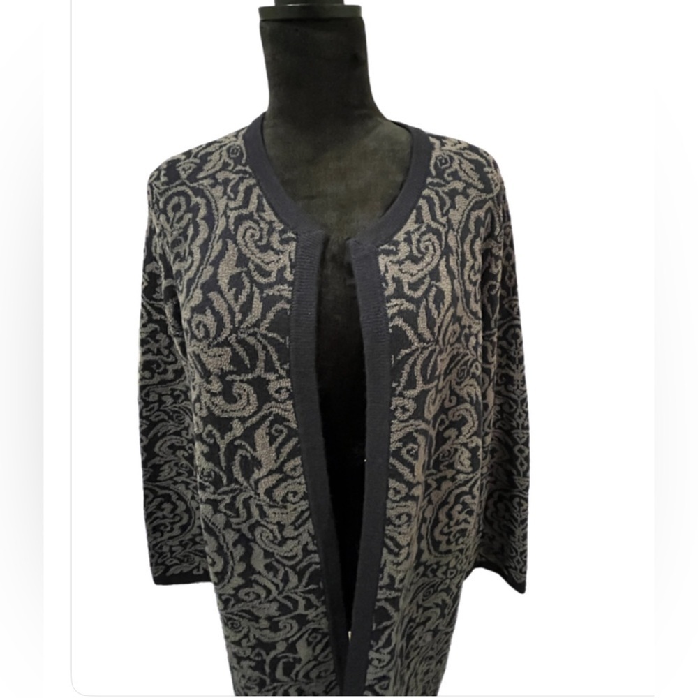 Talbots Black and Gray Floral Women's Sweater - Picture 2 of 7